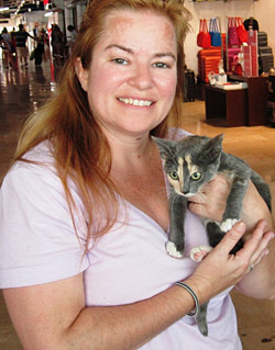 PuRR Project - Mariposa and Julie at airport
