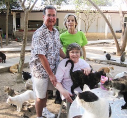 Fred & Linda Marshall visiting the shelter with Marilyn in 2012.